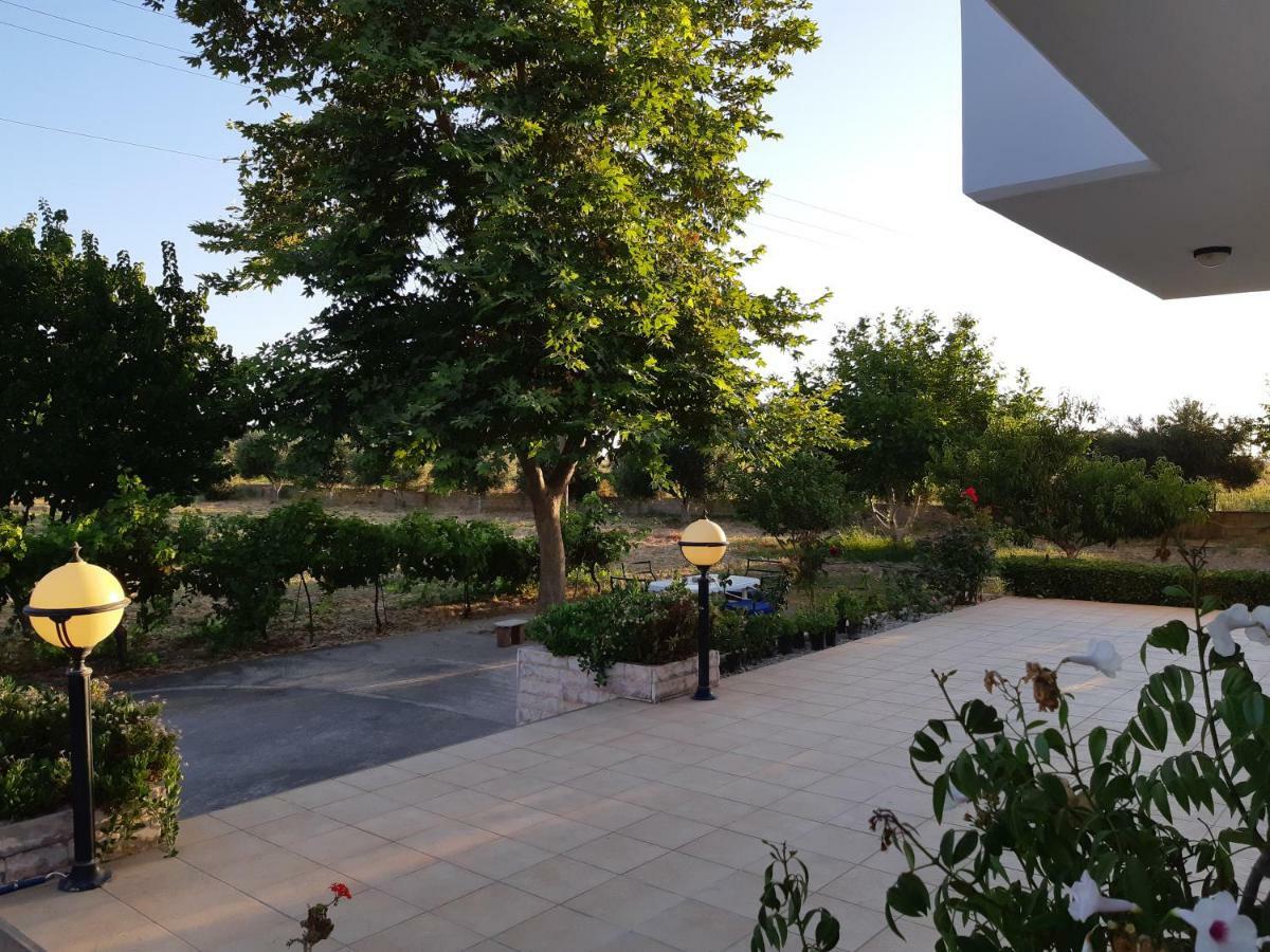 Villa Swan House Panoramic View - Near The Sea à Zipárion Extérieur photo